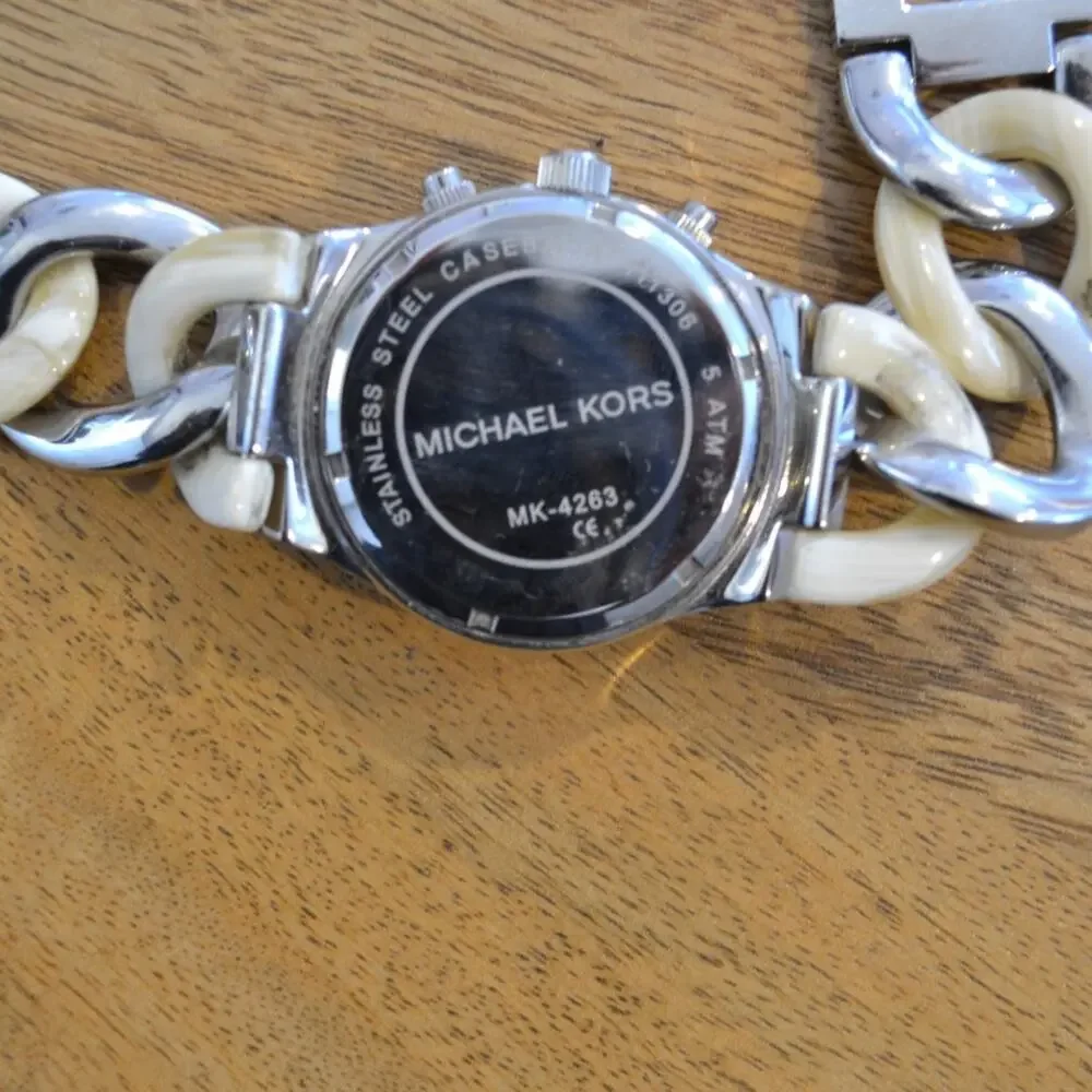 Michael Kors Wrist Watch Silver Ivory Tone Chronograph MK-4263